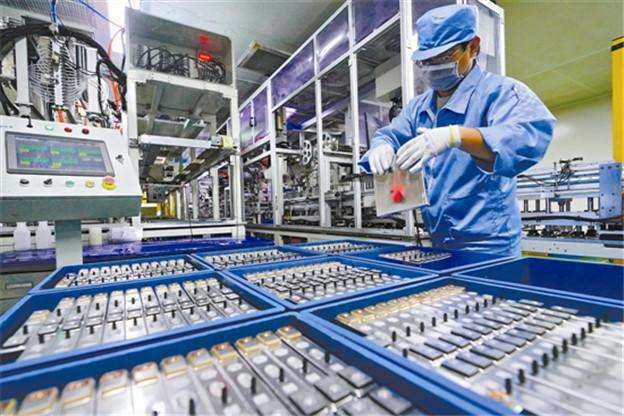 擬投資15億元建設(shè)硅碳負(fù)極、添加劑等鋰電材料項(xiàng)目